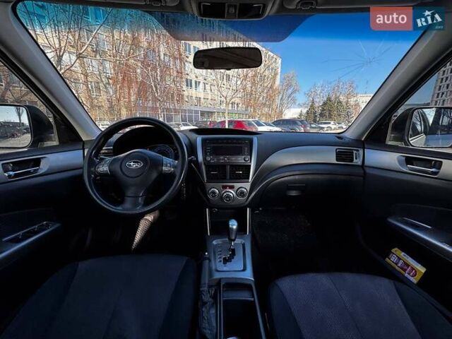 Серый Субару Форестер, объемом двигателя 1.99 л и пробегом 190 тыс. км за 8800 $, фото 10 на Automoto.ua