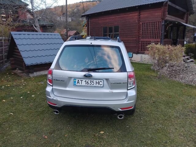 Субару Форестер 2008 в Надворной на Automoto.ua Серый Субару Форестер, объемом двигателя 2 л и пробегом 128 тыс. км за 7000 $, фото 2 на Automoto.ua