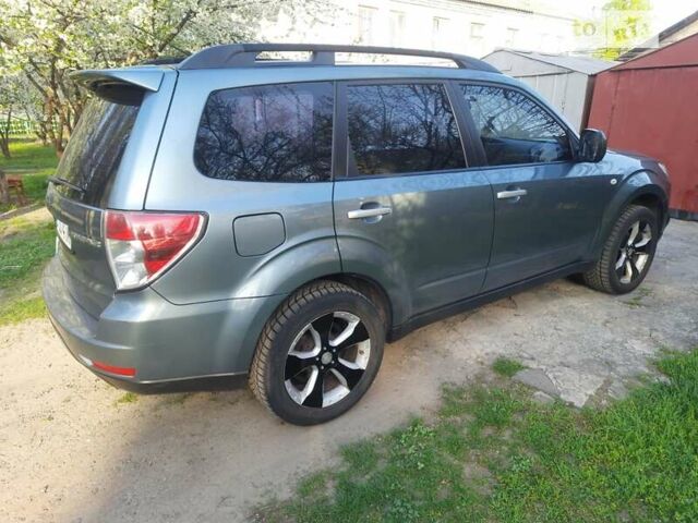 Сірий Субару Forester, об'ємом двигуна 2.5 л та пробігом 218 тис. км за 9900 $, фото 2 на Automoto.ua