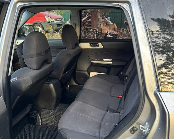 Сірий Субару Forester, об'ємом двигуна 2 л та пробігом 220 тис. км за 6600 $, фото 23 на Automoto.ua