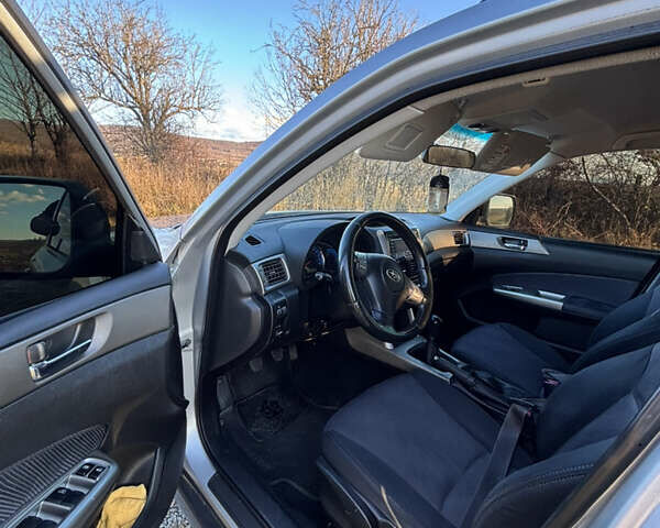 Серый Субару Форестер, объемом двигателя 1.99 л и пробегом 201 тыс. км за 7800 $, фото 11 на Automoto.ua