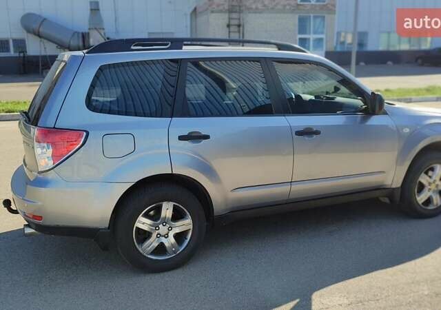 Сірий Субару Forester, об'ємом двигуна 1.99 л та пробігом 205 тис. км за 7600 $, фото 15 на Automoto.ua