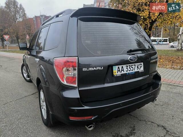 Серый Субару Форестер, объемом двигателя 1.99 л и пробегом 197 тыс. км за 8300 $, фото 4 на Automoto.ua
