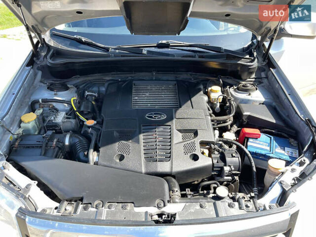 Серый Субару Форестер, объемом двигателя 2.5 л и пробегом 251 тыс. км за 7900 $, фото 14 на Automoto.ua