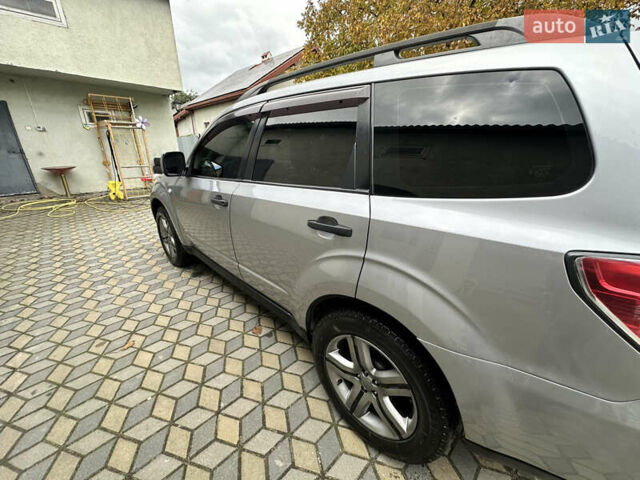 Серый Субару Форестер, объемом двигателя 2 л и пробегом 270 тыс. км за 7700 $, фото 28 на Automoto.ua