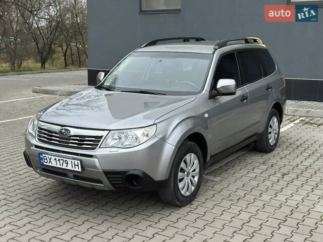 Сірий Субару Forester, об'ємом двигуна 1.99 л та пробігом 210 тис. км за 7500 $, фото 5 на Automoto.ua