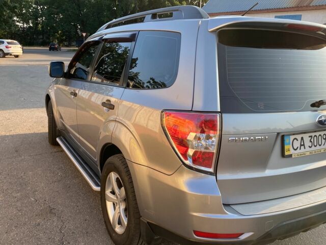 Серый Субару Форестер, объемом двигателя 2 л и пробегом 170 тыс. км за 8400 $, фото 8 на Automoto.ua