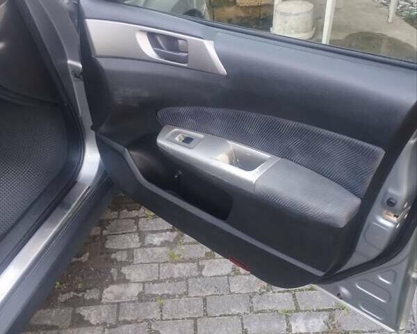 Сірий Субару Forester, об'ємом двигуна 2 л та пробігом 290 тис. км за 6250 $, фото 18 на Automoto.ua