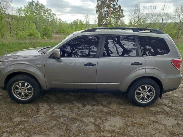 Сірий Субару Forester, об'ємом двигуна 1.99 л та пробігом 270 тис. км за 7300 $, фото 1 на Automoto.ua