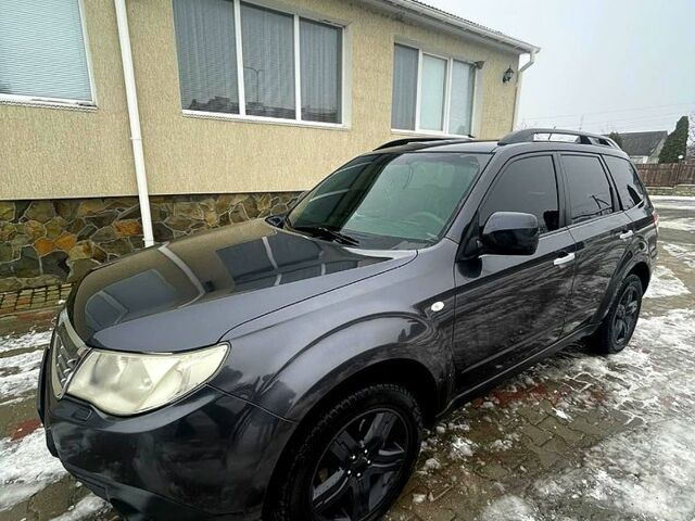 Сірий Субару Forester, об'ємом двигуна 2.5 л та пробігом 290 тис. км за 8100 $, фото 4 на Automoto.ua