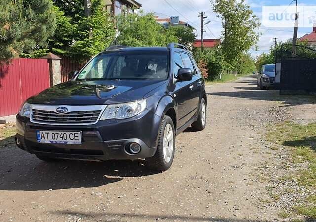 Сірий Субару Forester, об'ємом двигуна 2.46 л та пробігом 206 тис. км за 8250 $, фото 17 на Automoto.ua