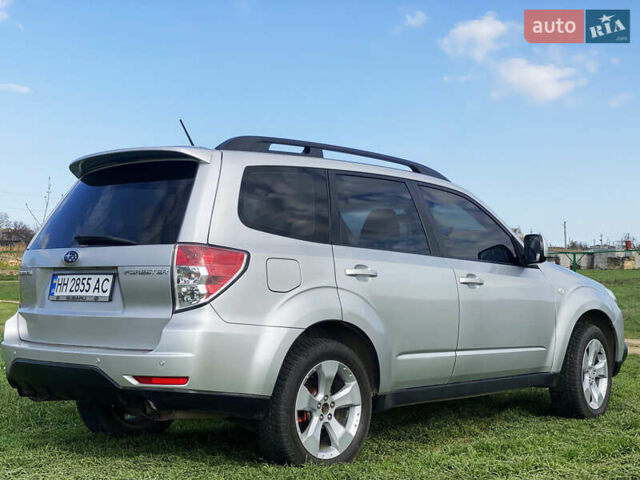 Серый Субару Форестер, объемом двигателя 2.5 л и пробегом 251 тыс. км за 7900 $, фото 8 на Automoto.ua