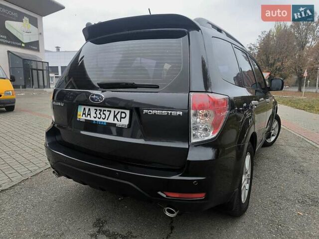 Серый Субару Форестер, объемом двигателя 1.99 л и пробегом 197 тыс. км за 8300 $, фото 3 на Automoto.ua