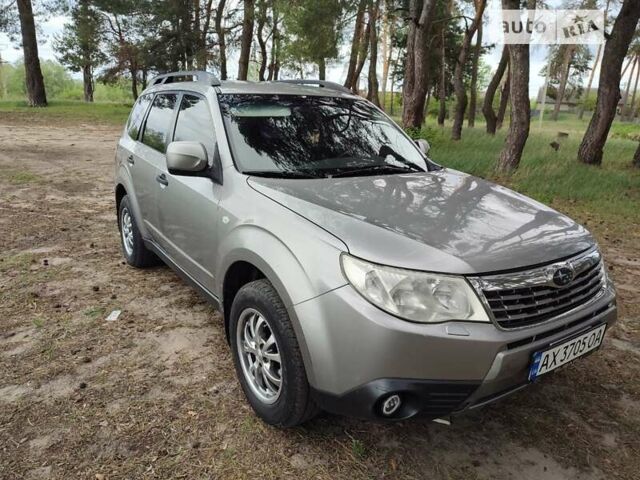 Сірий Субару Forester, об'ємом двигуна 1.99 л та пробігом 270 тис. км за 7300 $, фото 6 на Automoto.ua