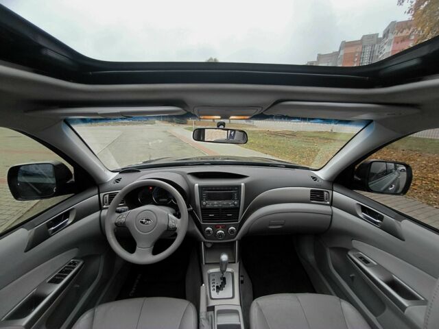 Серый Субару Форестер, объемом двигателя 2 л и пробегом 197 тыс. км за 8300 $, фото 14 на Automoto.ua