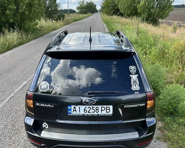 Серый Субару Форестер, объемом двигателя 2.5 л и пробегом 280 тыс. км за 7900 $, фото 19 на Automoto.ua