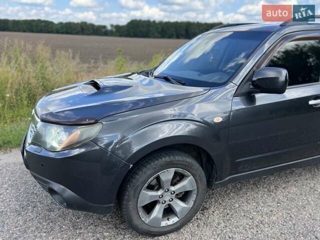 Серый Субару Форестер, объемом двигателя 2.5 л и пробегом 280 тыс. км за 7900 $, фото 10 на Automoto.ua