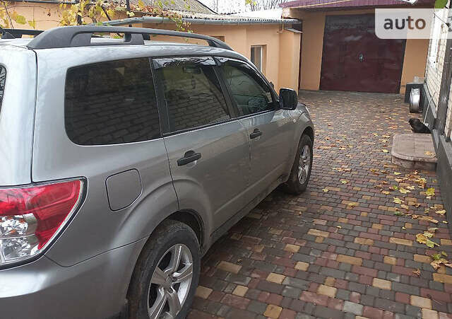 Сірий Субару Forester, об'ємом двигуна 2 л та пробігом 190 тис. км за 8500 $, фото 1 на Automoto.ua