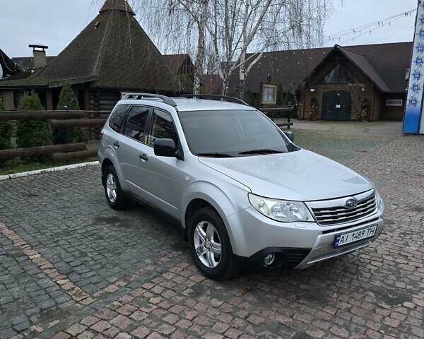 Сірий Субару Forester, об'ємом двигуна 2 л та пробігом 159 тис. км за 7700 $, фото 2 на Automoto.ua