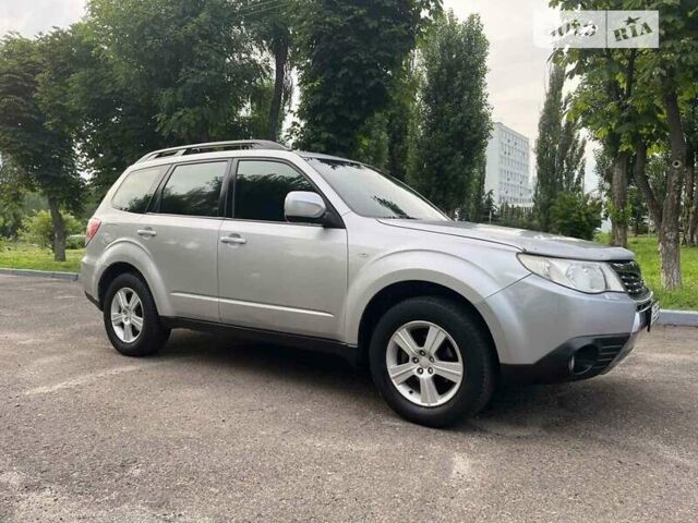 Сірий Субару Forester, об'ємом двигуна 2 л та пробігом 250 тис. км за 8400 $, фото 10 на Automoto.ua