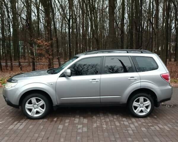 Сірий Субару Forester, об'ємом двигуна 2.5 л та пробігом 233 тис. км за 7800 $, фото 17 на Automoto.ua