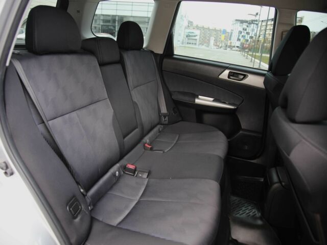 Сірий Субару Forester, об'ємом двигуна 2 л та пробігом 49 тис. км за 11500 $, фото 8 на Automoto.ua