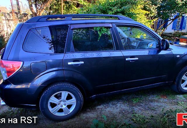 Сірий Субару Forester, об'ємом двигуна 2 л та пробігом 180 тис. км за 7000 $, фото 3 на Automoto.ua