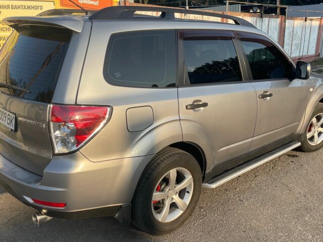 Серый Субару Форестер, объемом двигателя 2 л и пробегом 170 тыс. км за 8400 $, фото 1 на Automoto.ua