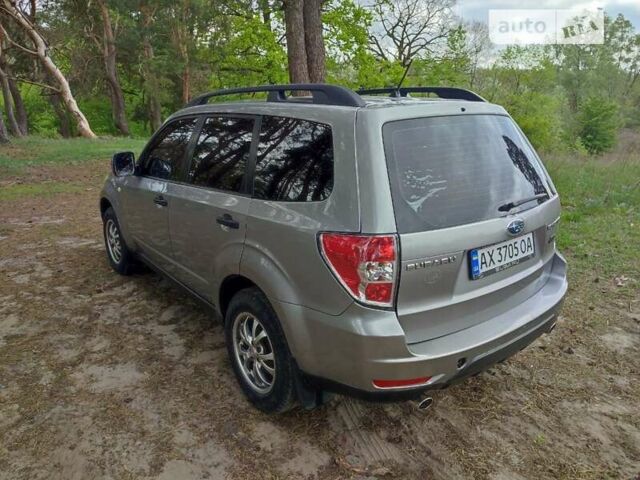 Сірий Субару Forester, об'ємом двигуна 1.99 л та пробігом 270 тис. км за 7300 $, фото 3 на Automoto.ua