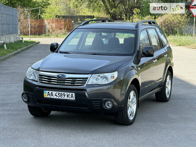 Сірий Субару Forester, об'ємом двигуна 2.5 л та пробігом 87 тис. км за 10900 $, фото 2 на Automoto.ua