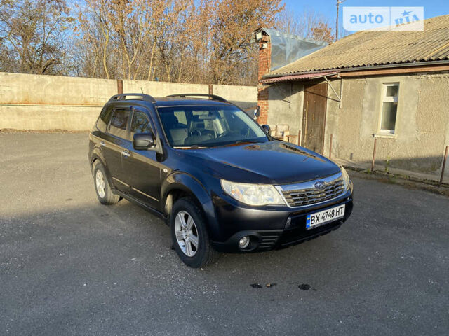 Сірий Субару Forester, об'ємом двигуна 2 л та пробігом 223 тис. км за 8600 $, фото 1 на Automoto.ua