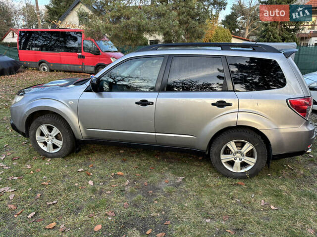 Сірий Субару Forester, об'ємом двигуна 2 л та пробігом 220 тис. км за 6600 $, фото 6 на Automoto.ua