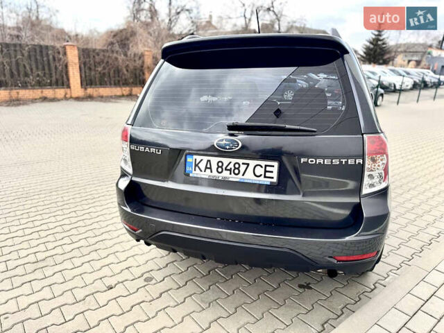 Серый Субару Форестер, объемом двигателя 2 л и пробегом 280 тыс. км за 7100 $, фото 23 на Automoto.ua