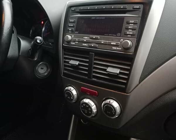 Сірий Субару Forester, об'ємом двигуна 2.5 л та пробігом 233 тис. км за 7800 $, фото 5 на Automoto.ua