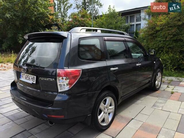 Сірий Субару Forester, об'ємом двигуна 2.5 л та пробігом 250 тис. км за 6349 $, фото 3 на Automoto.ua