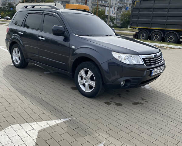Сірий Субару Forester, об'ємом двигуна 2 л та пробігом 312 тис. км за 8300 $, фото 2 на Automoto.ua