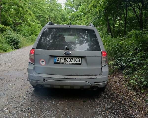 Серый Субару Форестер, объемом двигателя 2.5 л и пробегом 280 тыс. км за 5800 $, фото 7 на Automoto.ua