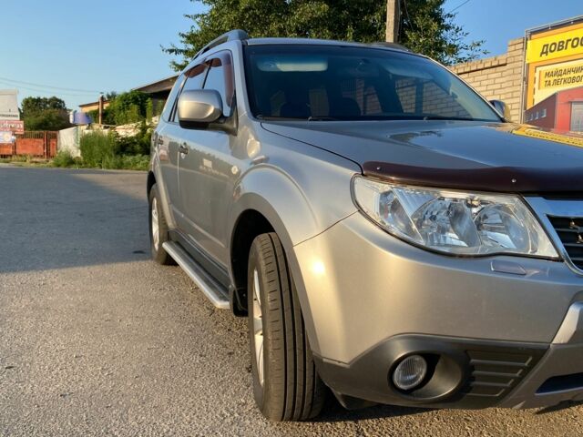 Серый Субару Форестер, объемом двигателя 2 л и пробегом 170 тыс. км за 8400 $, фото 7 на Automoto.ua