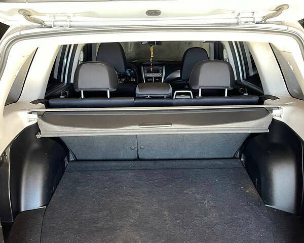 Серый Субару Форестер, объемом двигателя 2.5 л и пробегом 251 тыс. км за 7900 $, фото 16 на Automoto.ua