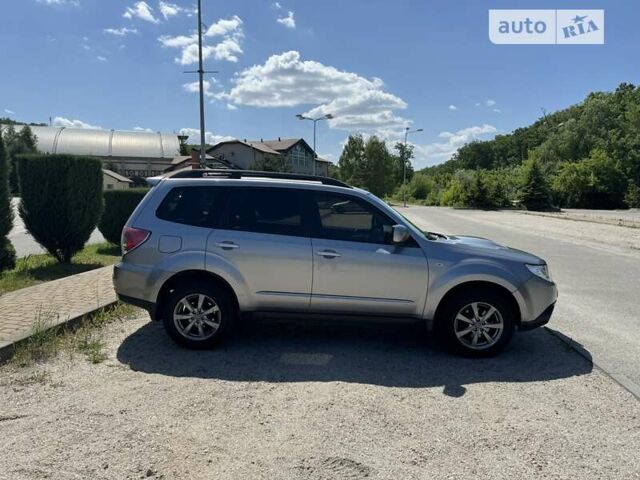 Сірий Субару Forester, об'ємом двигуна 2.46 л та пробігом 222 тис. км за 9900 $, фото 5 на Automoto.ua