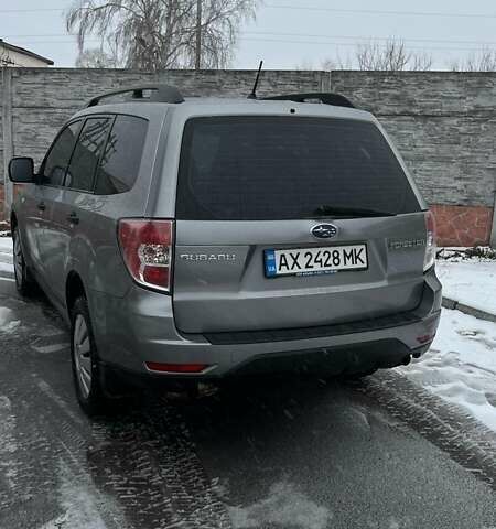 Серый Субару Форестер, объемом двигателя 1.99 л и пробегом 150 тыс. км за 7500 $, фото 1 на Automoto.ua