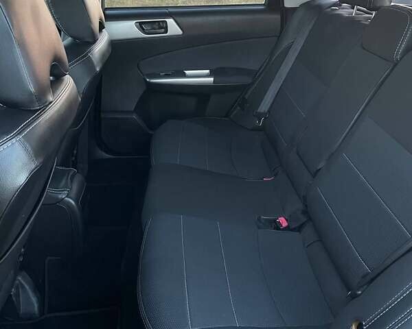 Серый Субару Форестер, объемом двигателя 2 л и пробегом 167 тыс. км за 9800 $, фото 42 на Automoto.ua