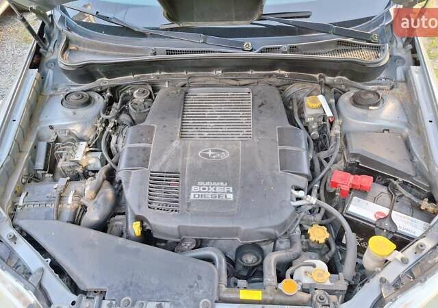 Сірий Субару Forester, об'ємом двигуна 2 л та пробігом 246 тис. км за 10000 $, фото 12 на Automoto.ua