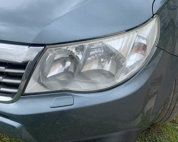 Сірий Субару Forester, об'ємом двигуна 1.99 л та пробігом 230 тис. км за 10500 $, фото 1 на Automoto.ua