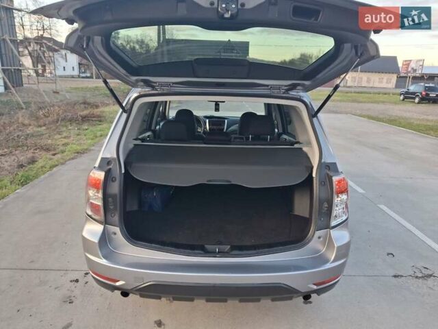 Серый Субару Форестер, объемом двигателя 2.5 л и пробегом 104 тыс. км за 10500 $, фото 10 на Automoto.ua
