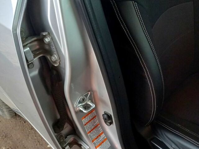 Сірий Субару Forester, об'ємом двигуна 2.5 л та пробігом 160 тис. км за 10000 $, фото 8 на Automoto.ua