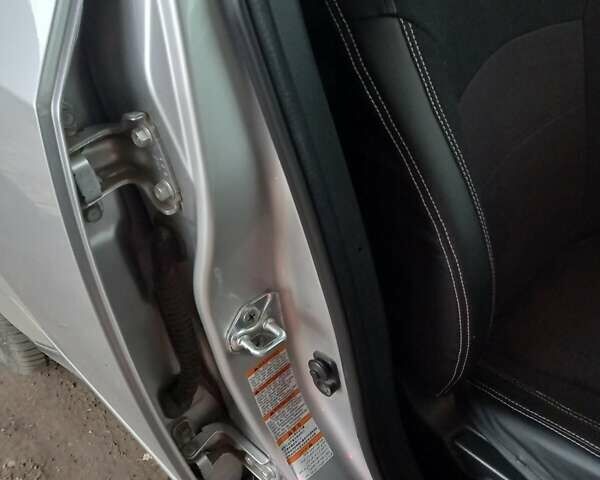 Сірий Субару Forester, об'ємом двигуна 2.46 л та пробігом 160 тис. км за 10000 $, фото 8 на Automoto.ua