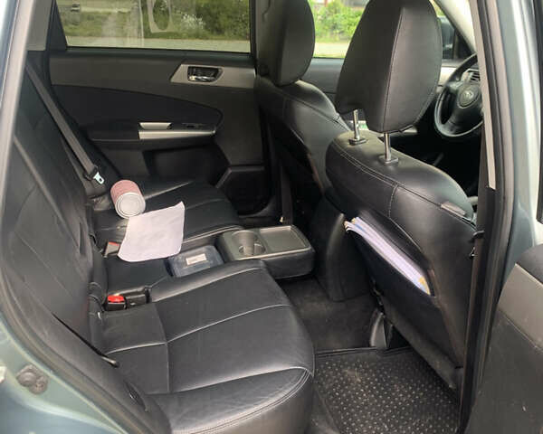 Сірий Субару Forester, об'ємом двигуна 1.99 л та пробігом 230 тис. км за 10500 $, фото 17 на Automoto.ua
