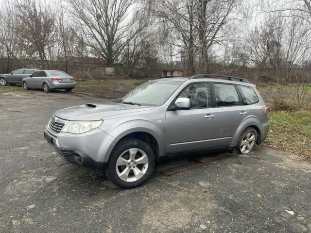Сірий Субару Forester, об'ємом двигуна 2 л та пробігом 180 тис. км за 3000 $, фото 1 на Automoto.ua