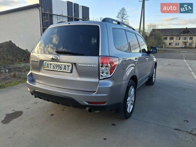 Серый Субару Форестер, объемом двигателя 2.5 л и пробегом 104 тыс. км за 10500 $, фото 13 на Automoto.ua